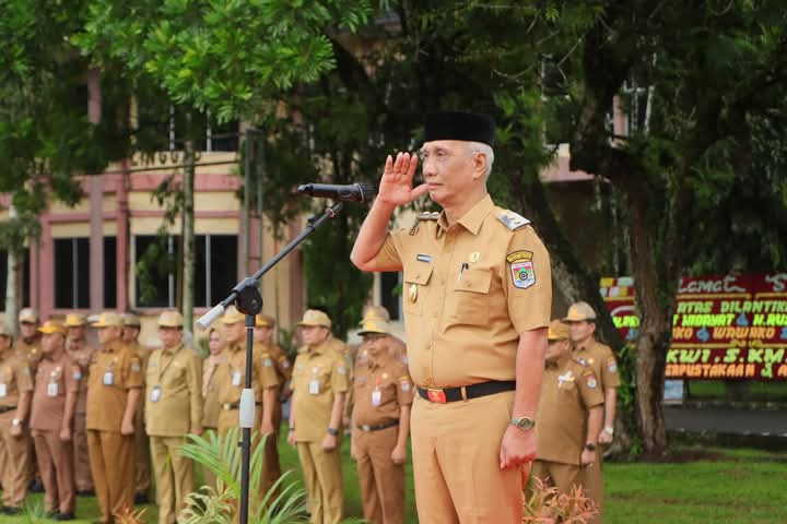 H Rustam Effendi Jadi Pembina Apel Akbar Pasca Dilantik Sebagai Wakil Wali Kota Lubuk Linggau Periode2025-2030