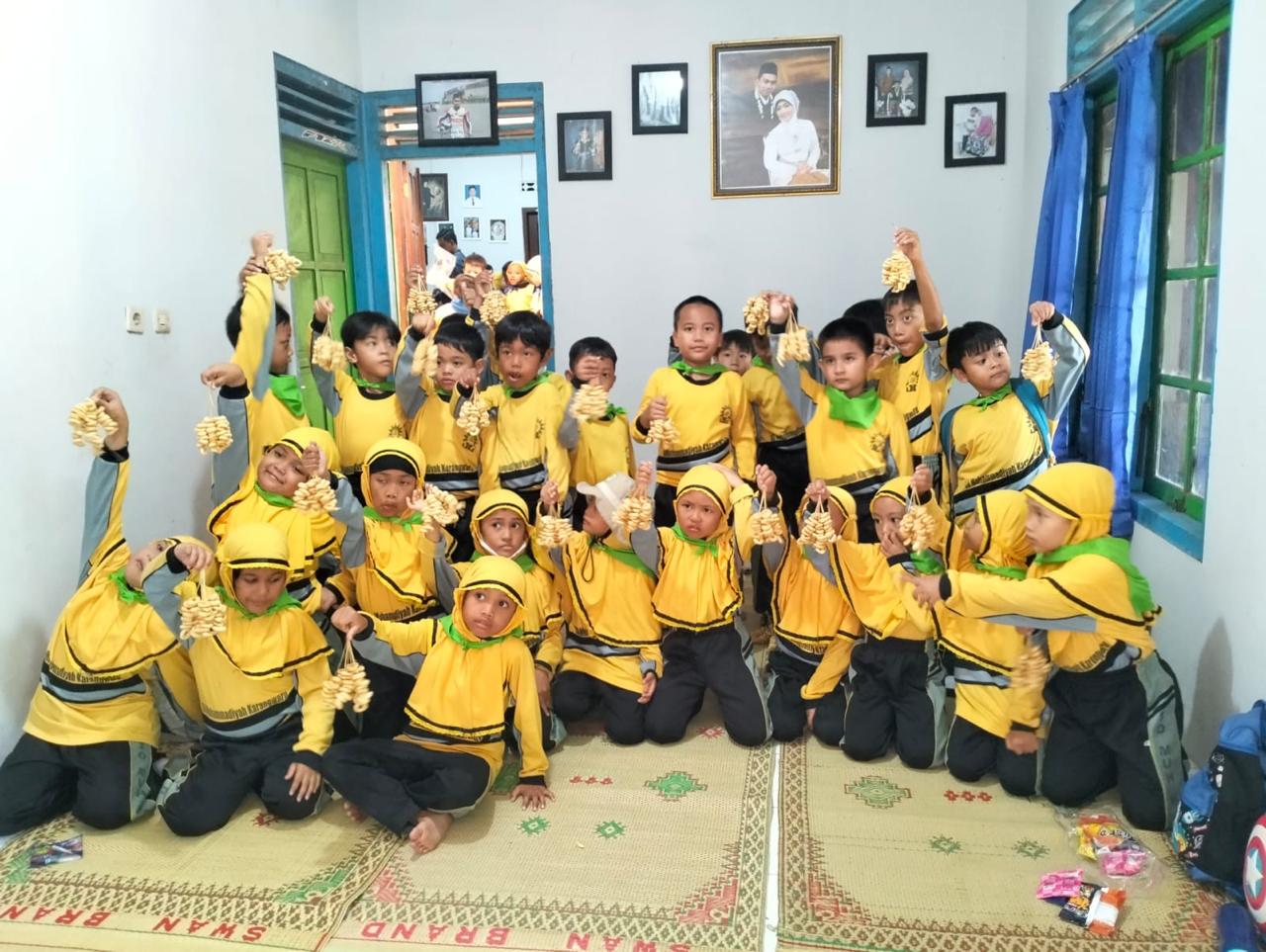 Lewat Desa BRILiaN, BRI Dorong Usaha Camilan Menjadi Produk Oleh-Oleh Unggulan