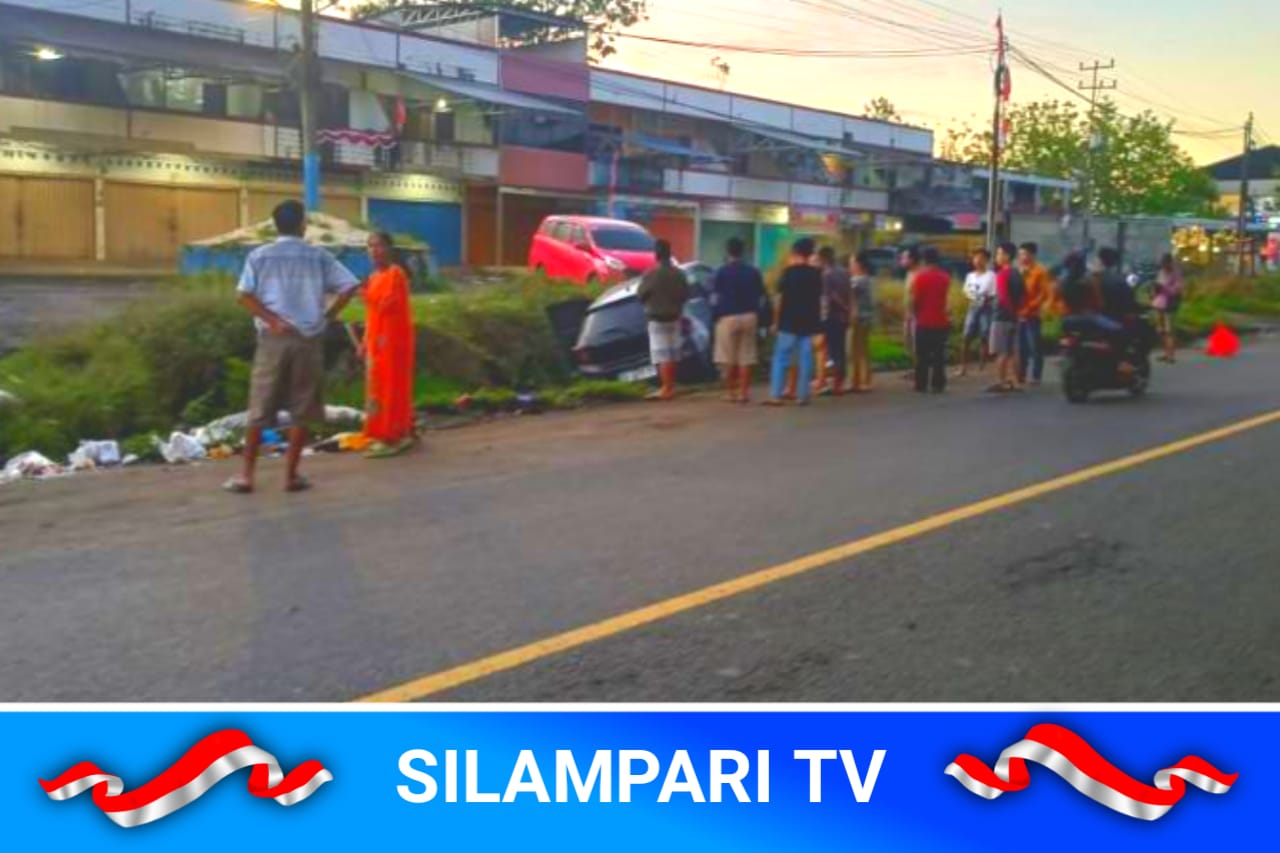 Honda Brio Hantam Petugas Kebersihan di Lubuklinggau, Korban Luka Parah Dilarikan ke RS.