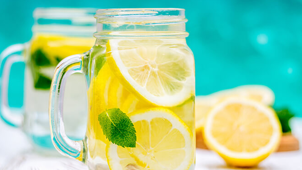 10 Manfaat Rutin Minum Air Lemon Setiap Pagi, Bisa Bikin Kurus