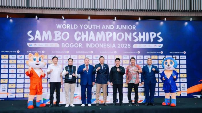 Indonesia Jadi Tuan Rumah Kejuaraan Dunia Sambo 2025: Handezka Vaktorias Persembahkan Perunggu Perdana untuk M