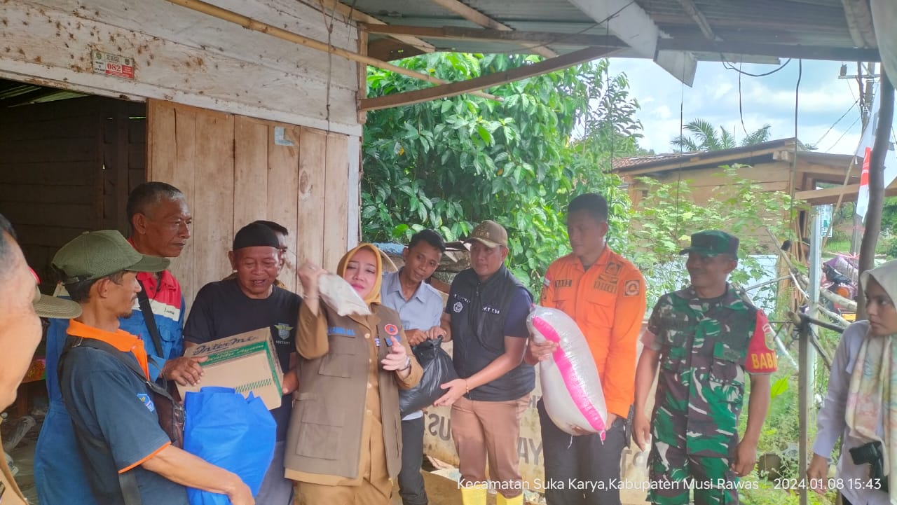 KKKS Pertamina EP Pendopo Field Berikan Bantuan kepada Masyarakat Korban Banjir di Kabupaten Musi Rawas