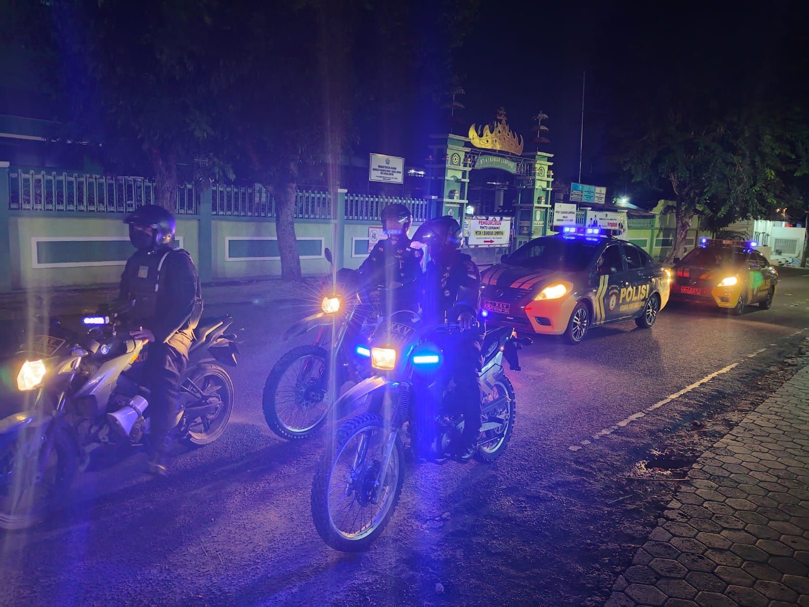 Arus Mudik Padat, Jalintim Jambi–Palembang Ditutup Sementara dan Dialihkan ke Jalur Alternatif