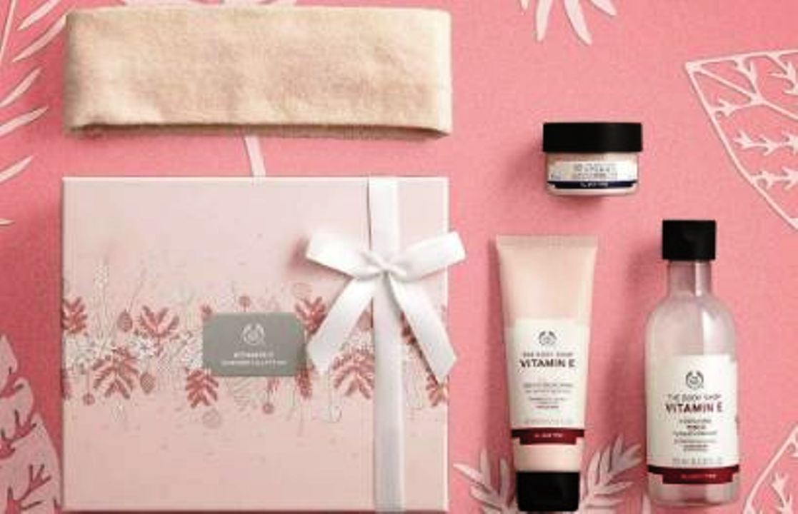 4 Rekomendasi Paket Skincare yang Cocok untuk Dijadikan Gift