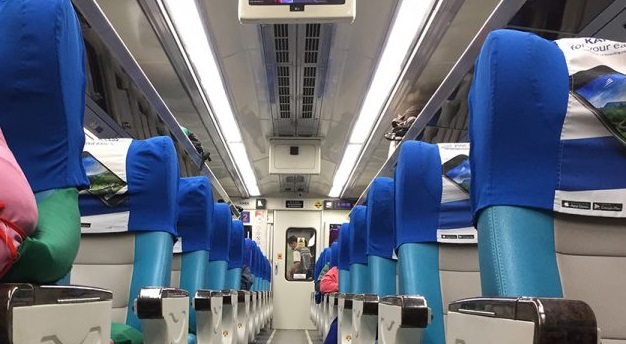 Rasakan Pesona Perjalanan Kereta Api Gambir-Surabaya Pasar Turi Pada Pukul 19.00 WIB!