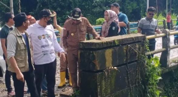 Bupati Kepahiang, Dr Hidayattullah Sjahid Ambil Langkah Tegas Bencana Alam di Kepahiang