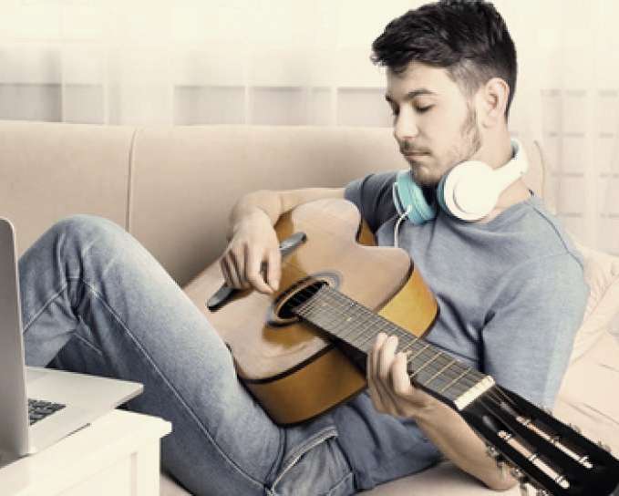 Tak Sekadar Hobi, Bermain Musik adalah Investasi untuk Otak