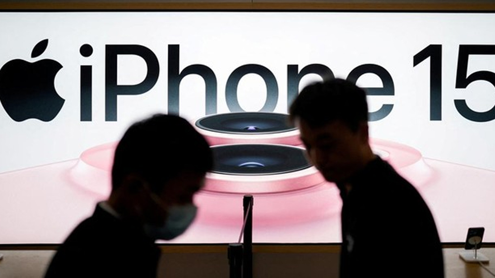 Penjualan iPhone Turun, Huawei Melonjak: Dinamika Pasar Ponsel China di Q1 2024