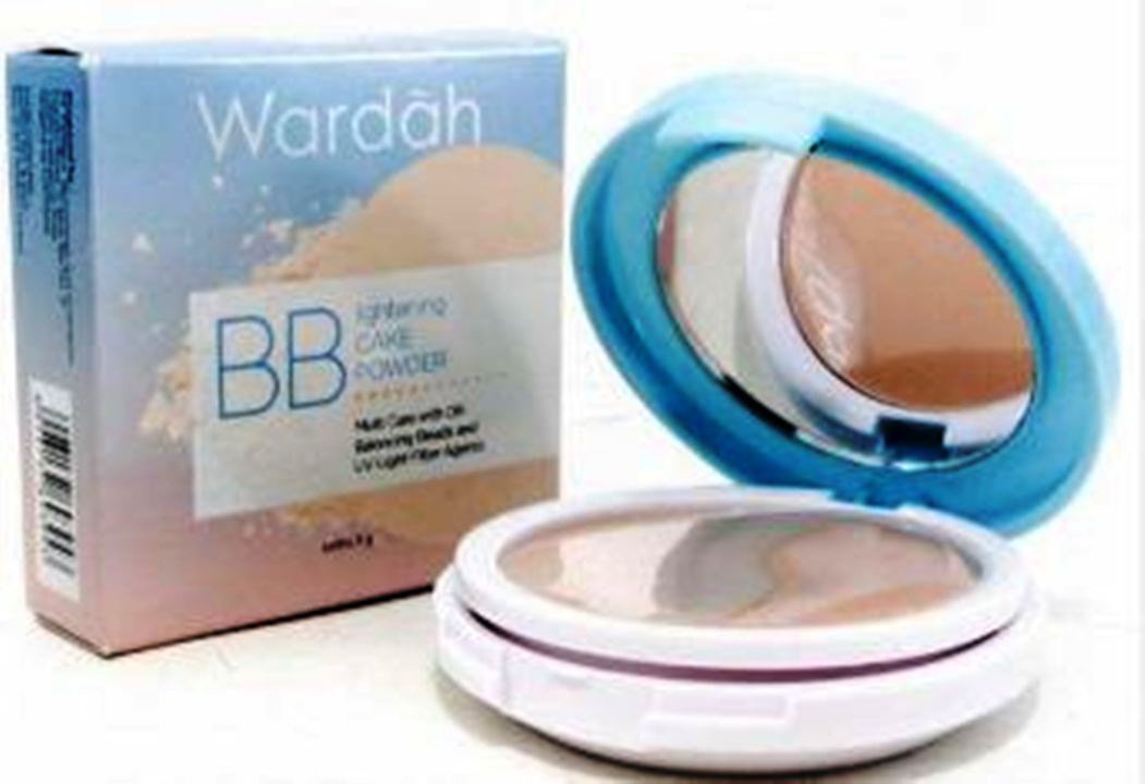 7 Rekomendasi Bedak Padat Waterproof dari Wardah untuk Make Up Tahan Lama