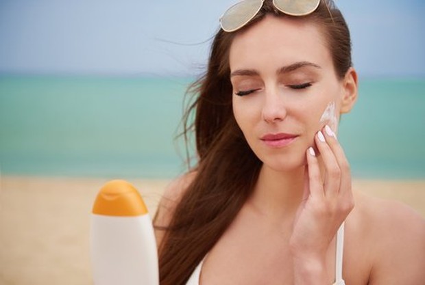 Cara Optimal Pakai Sunscreen untuk Perlindungan Kulit Maksimal dari Sinar Matahari