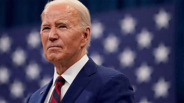 Joe Biden Pastikan Tetap Maju, Biarpun Banyak Tekanan untuk Mundur 