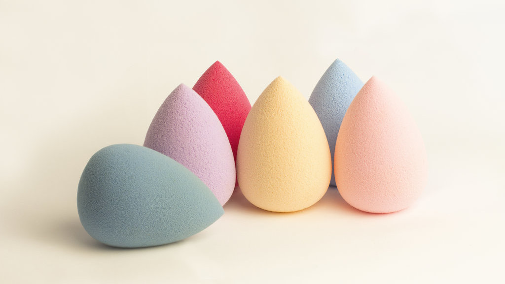 5 Tips Merawat Beauty Blender agar Awet, Tak Perlu Selalu Beli Baru