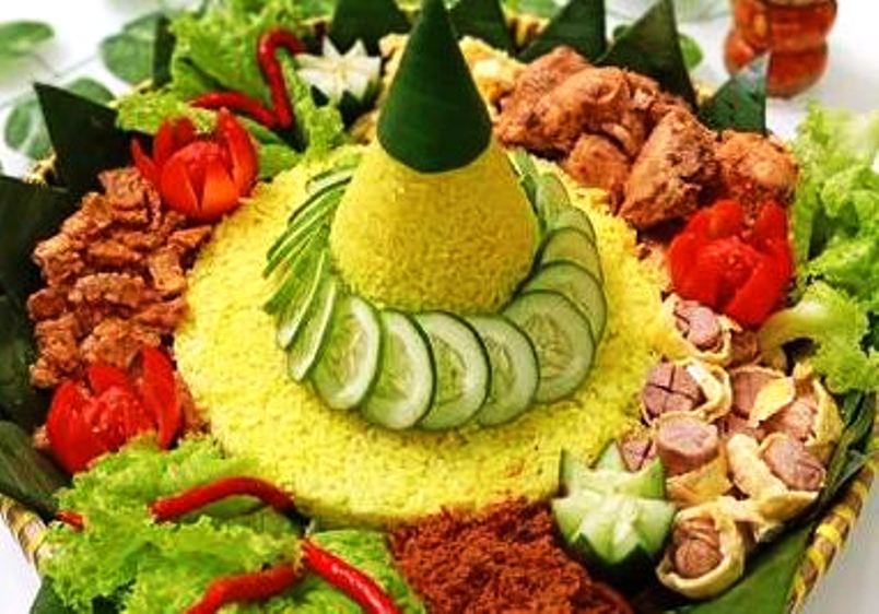 Resep Tumpeng Sederhana Namun Banyak Menu Lauk, Bisa untuk Kejutan Ulang Tahun