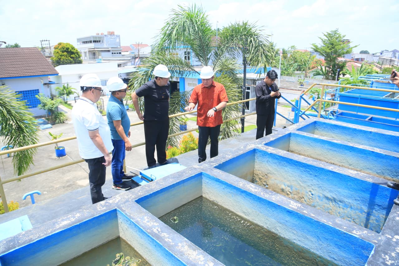 Gubernur Herman Deru Respons Keluhan Warga Soal Air Bersih