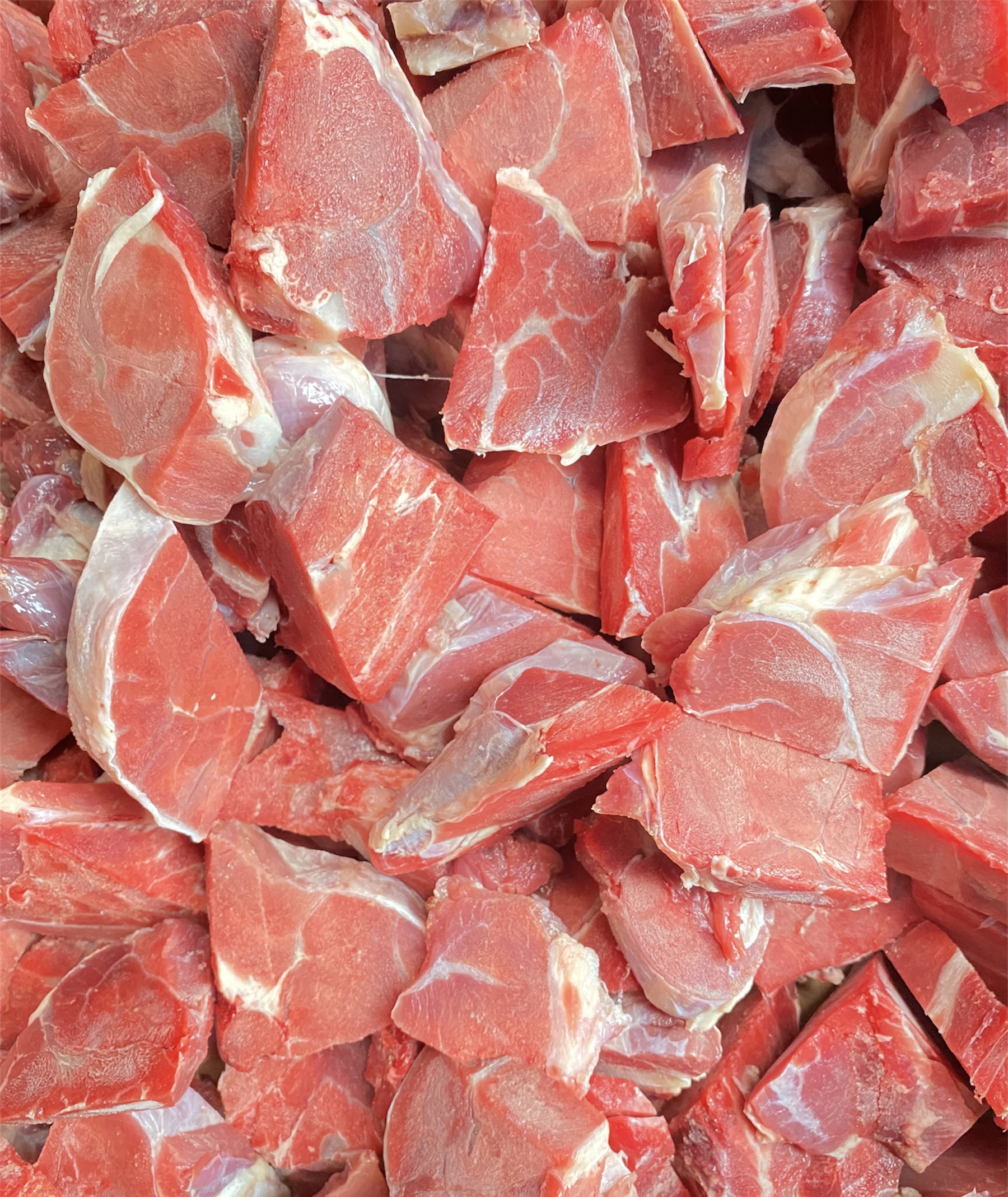 Tips Memisahkan Daging Sapi dan Kambing dari Tulangnya, Mudah Dilakukan