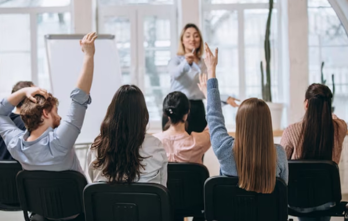 Keren! Ternyata 4 Zodiak Ini Punya Jiwa Pemimpin dan Jago Public Speaking