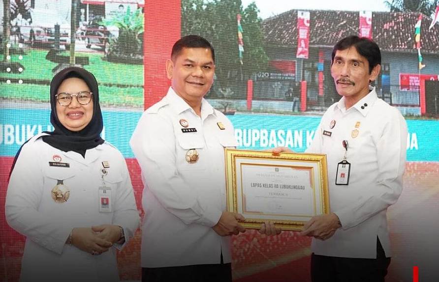 Lapas Lubuklinggau Raih Penghargaan Rapat Monitoring dan Evaluasi Capaian Kinerja dan Penyusunan SAKIP 2024