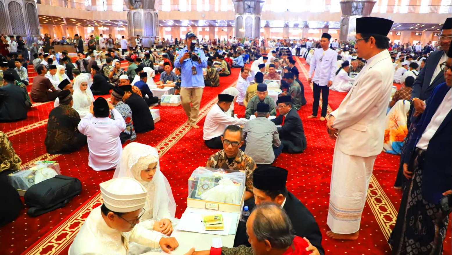 Kemenag Akan Gelar Nikah Massal Gratis di Seluruh Indonesia, Mulai dari Make Up hingga Mahar Ditanggung.