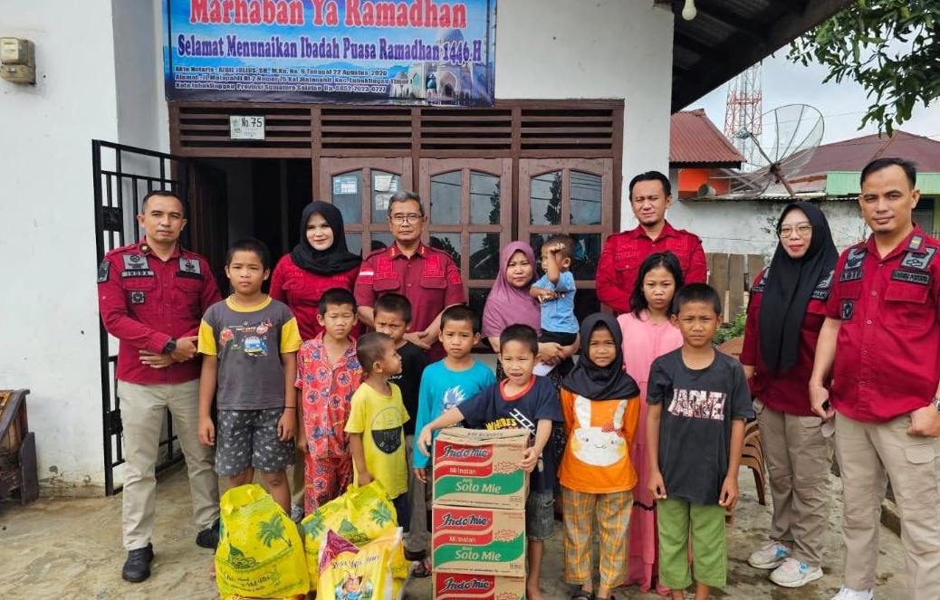 Lapas Kelas IIA Lubuklinggau Salurkan Bantuan Sosial