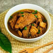 Resep Semur Ayam: Ide Makan Siang Hangat Berkuah