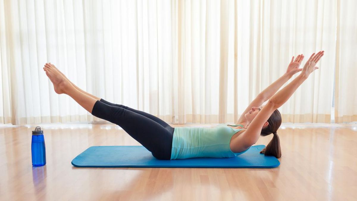 5 Olahraga Simpel Sebelum Tidur untuk Mengecilkan Perut Buncit