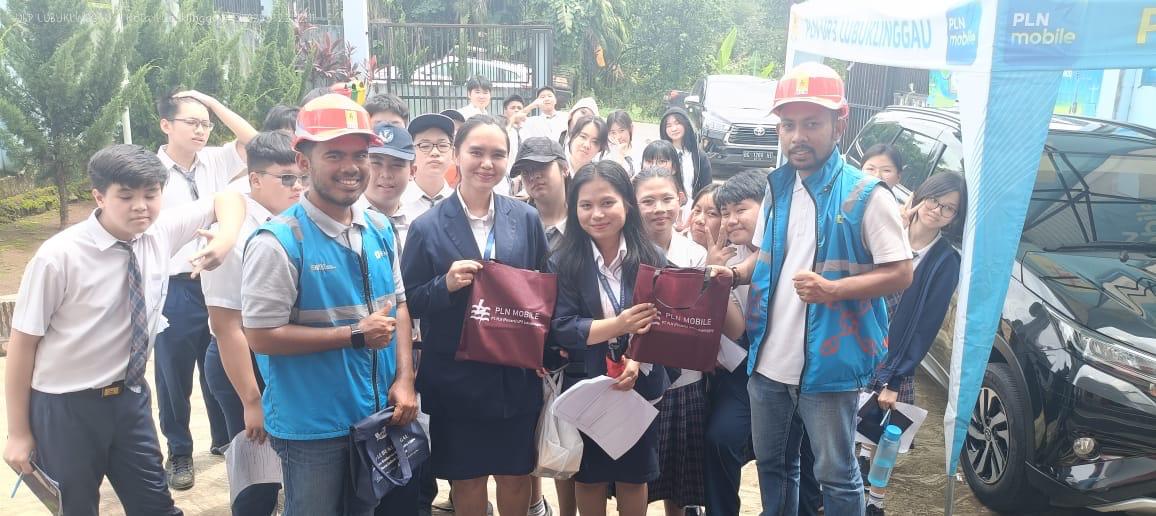 Dikunjungi Murid Sekolah Menengah Pertama, PLN ULP Lubuklinggau Paparkan Edukasi Seputar Kelistrikan