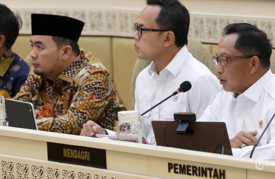 Pelantikan Kepala Daerah 6 Februari 2025 Resmi Ditunda, Menunggu Hasil Putusan MK