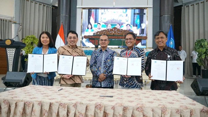 Alfamart dan Kemendikdasmen Perkuat Pendidikan Vokasi, 229 SMK Ikut Program Kelas Industri