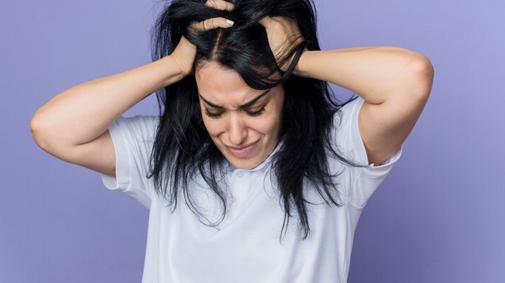 Tips Mengatasi Rambut Rontok Secara Alami: Memelihara Rambut yang Sehat dan Kuat