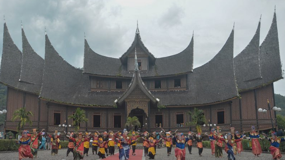 Keindahan Ragam Budaya di Minangkabau: Kearifan Lokal yang Mendalam