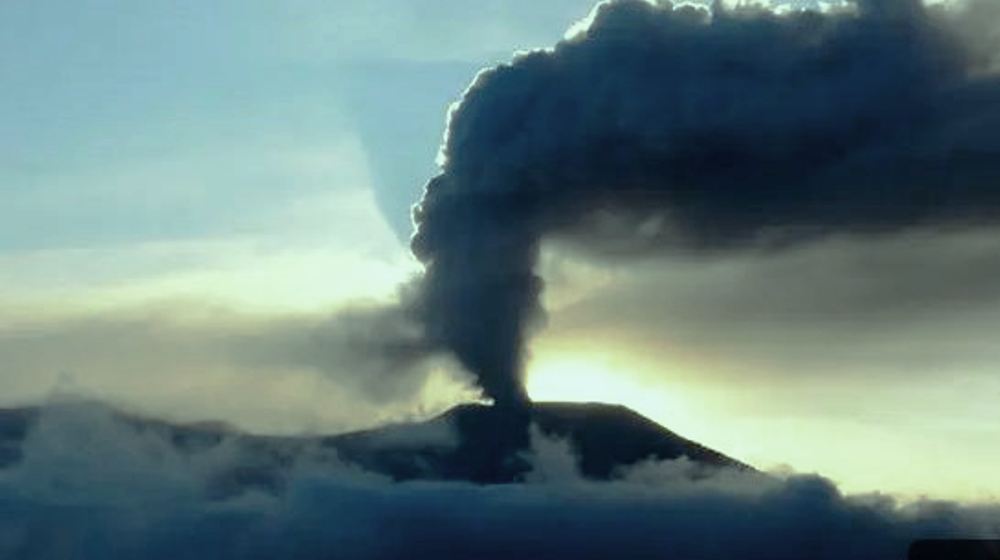 Dampak Erupsi Gunung Marapi, Bandara Minangkabau Ditutup Lagi Sementara