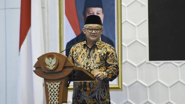 Hemat BBM , Apakah Sekolah Akan Daring ? Berikut Penjelasan Kemendikdasmen 