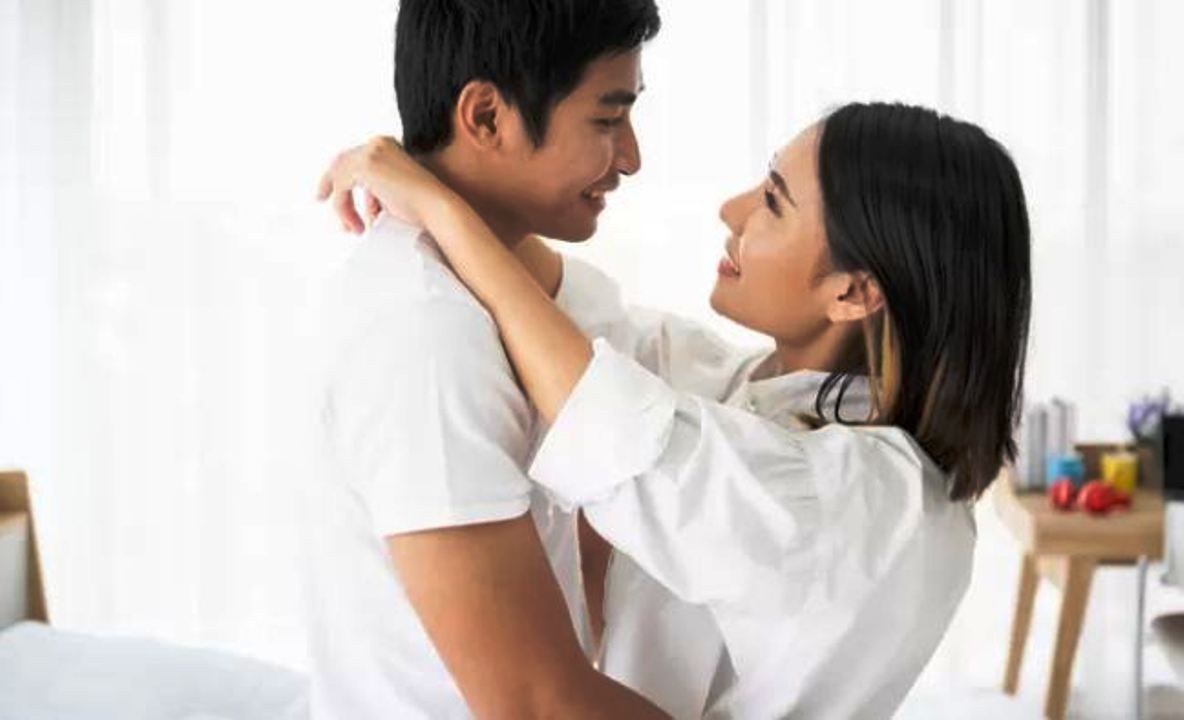 10 Contoh Sikap Suami Romantis Menurut Islam Sesuai Sunnah