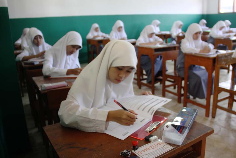 Latihan Soal PAT/UAS PAI Kelas 1 SD Semester 2 Kurikulum Merdeka 2025 Lengkap dengan Kunci Jawaban
