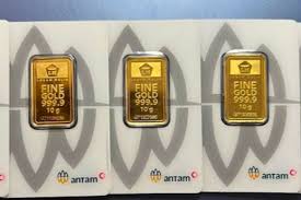 Harga Emas Antam Anjlok Tajam, Turun Rp65.000 per Gram!