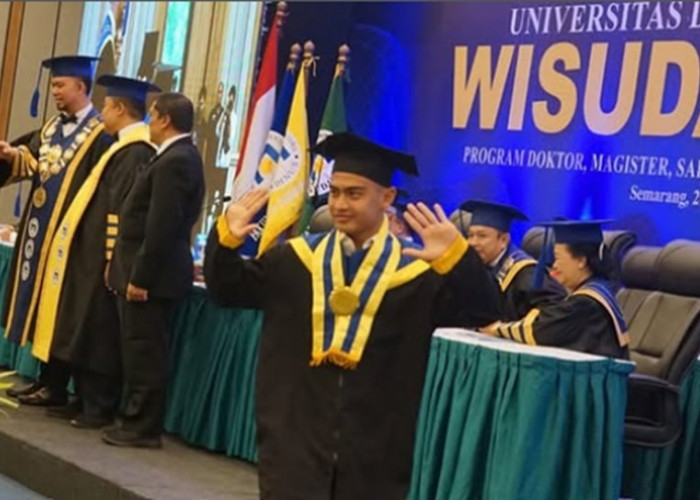 Arhan Ukir Sejarah! Lulusan Pertama Udinus dengan Ijazah Blockchain di Indonesia