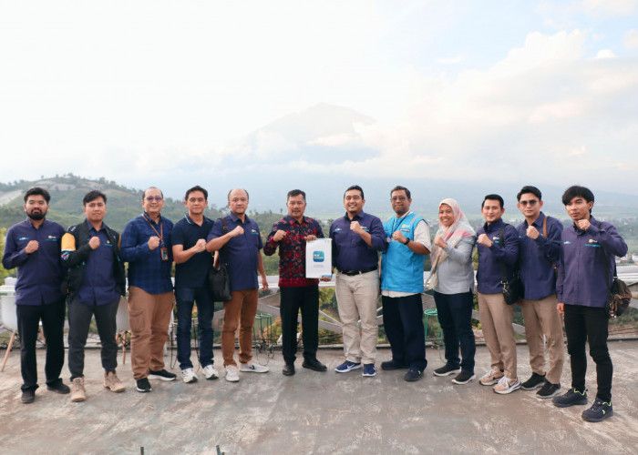 PLN Pulihkan Kelistrikan 100% di Sungai Penuh dan Kerinci, Bagikan 1.600 Lampu Emergency & Dorong Kota Energi 