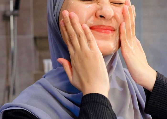 Berapa Kali Sebaiknya Cuci Muka dalam Sehari? Ini Jawaban Ahlinya