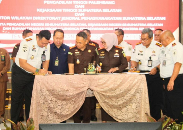 Perkuat Kolaborasi Antar Aparat Penegak Hukum, Kalapas Narkotika Muara Beliti Hadiri Penandatanganan MoU