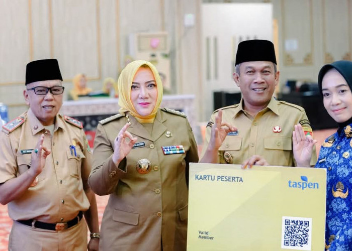 Penyerahan SK Pengangkaran CPNS, Bupati Musi Rawas Berpesan Utamakan Pelayanan Masyarakat dengan Mantabkan