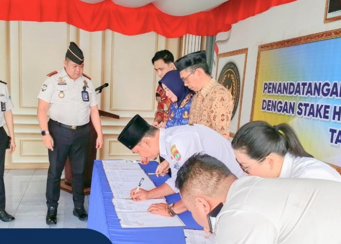 Kalapas Narkotika Muara Beliti Pimpin Penandatanganan PKS Bersama Stakeholder Pemasyarakatan Tahun 2026