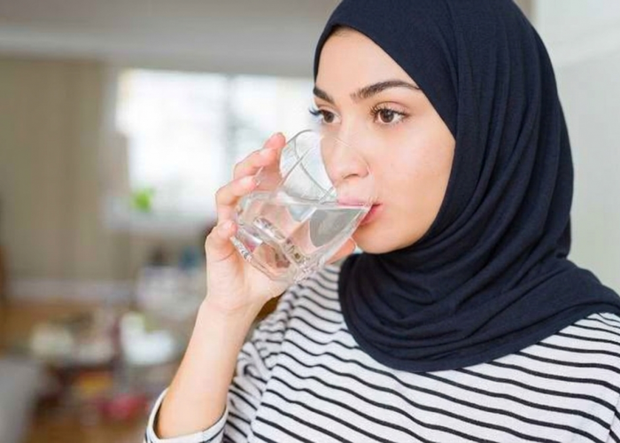 Tips Sahur agar Tidak Mudah Haus Saat Puasa, Ini Takaran Air Putih yang Dianjurkan
