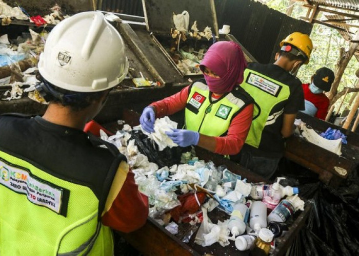 BRIN Kembangkan Teknologi Pirolisis, Sampah Plastik Disulap Jadi Bahan Bakar Bernilai Ekonomi