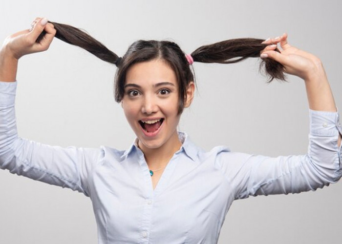 Tips Meluruskan Rambut yang Lepek tanpa Menggunakan Bahan Kimia Berbahaya