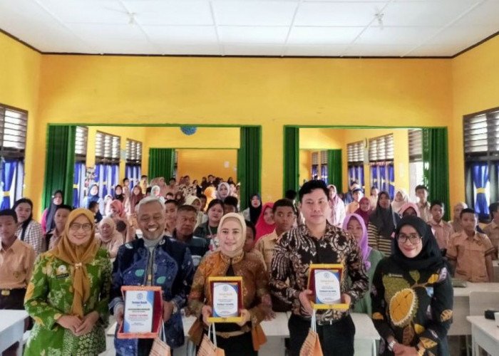 Seminar Parenting di SMPN 8 Lubuklinggau: Meningkatkan Mutu Pendidikan Karakter dan Pola Asuh Orang Tua