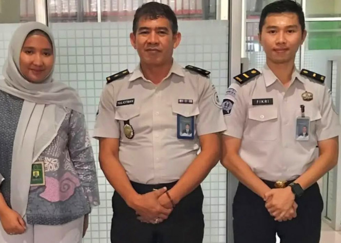 Dukung Pembinaan Kemandirian, PN Lubuk Linggau Pesan Kotak Sampah Buatan Warga Binaan