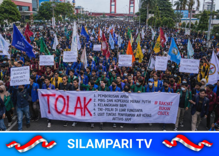 Demo Besar Mahasiswa di DPRD Sumsel, Soroti Anggaran Negara hingga Kelangkaan BBM