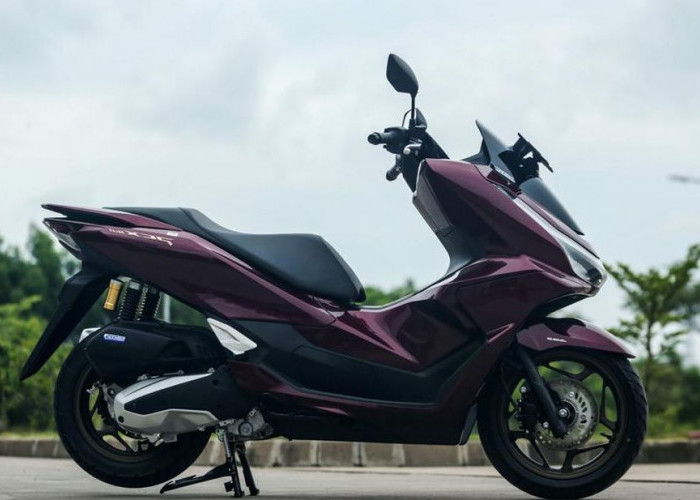 Honda Pamerkan PCX 160 Berteknologi Canggih dan Dua Motor Listrik Futuristik di IIMS 2025