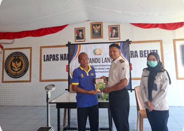 Wujud Kepedulian, Lapas Narkotika Muara Beliti Berikan Asupan Tambahan untuk Lansia