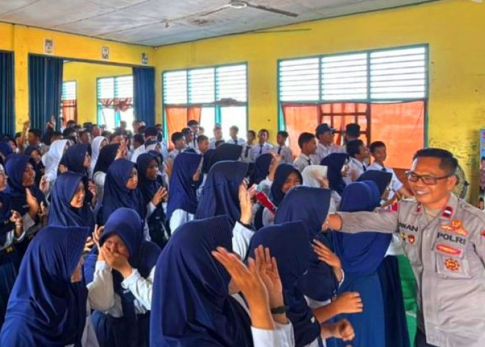Ciptakan Sekolah Aman, Satgas BEKAWAN Polres Lubuklinggau Beri Pembinaan kepada Pelajar